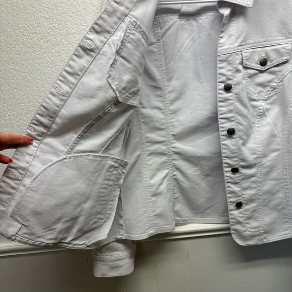 NWOT, Cb Established 1962 Women’s Sz M White Denim w/Pockets Button Down Jacket - Picture 6 of 16